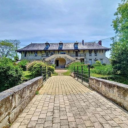 הוילה La Bohalle Domaine Jeanne De Laval מראה חיצוני תמונה